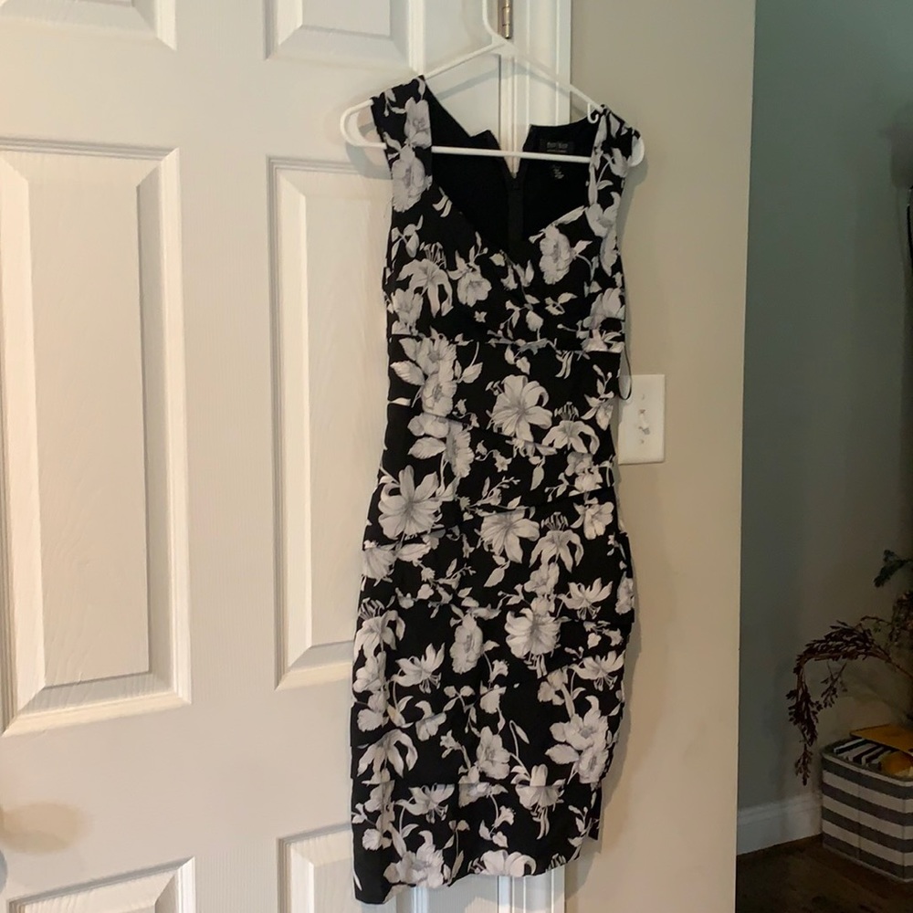I LOVED THIS DRESS.  White House Black Market Instantly slimming dress.